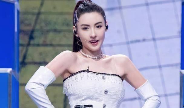 明星黑料大曝光,明星黑料大揭秘，真相背后令人震惊-第2张图片-h黄动漫视频在线观看网站