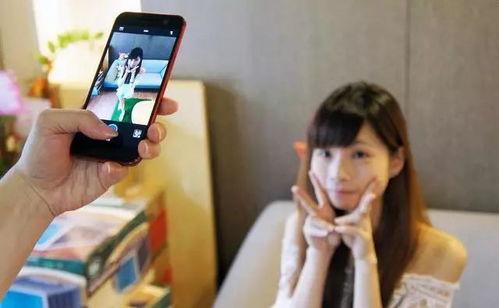 国产女朋友拍照好看视频,解锁美丽瞬间，记录甜蜜时光-第2张图片-h黄动漫视频在线观看网站