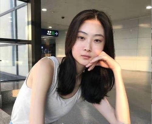 模特视频国产174,时尚风采与东方韵味的完美融合-第2张图片-h黄动漫视频在线观看网站