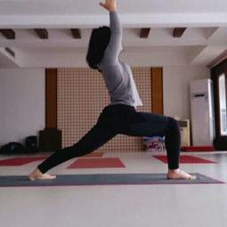 国产玉足脚交调教视频,国产足交调教视频深度解析-第2张图片-h黄动漫视频在线观看网站