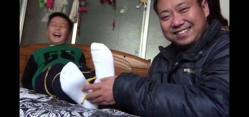 国产白袜挠脚心视频,揭秘传统足疗的独特魅力-第1张图片-h黄动漫视频在线观看网站