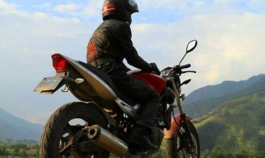 国产街车摩旅视频-第2张图片-h黄动漫视频在线观看网站